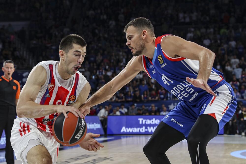 Sa meča Efes - Crvena zvezda, Foto: Euroleague
