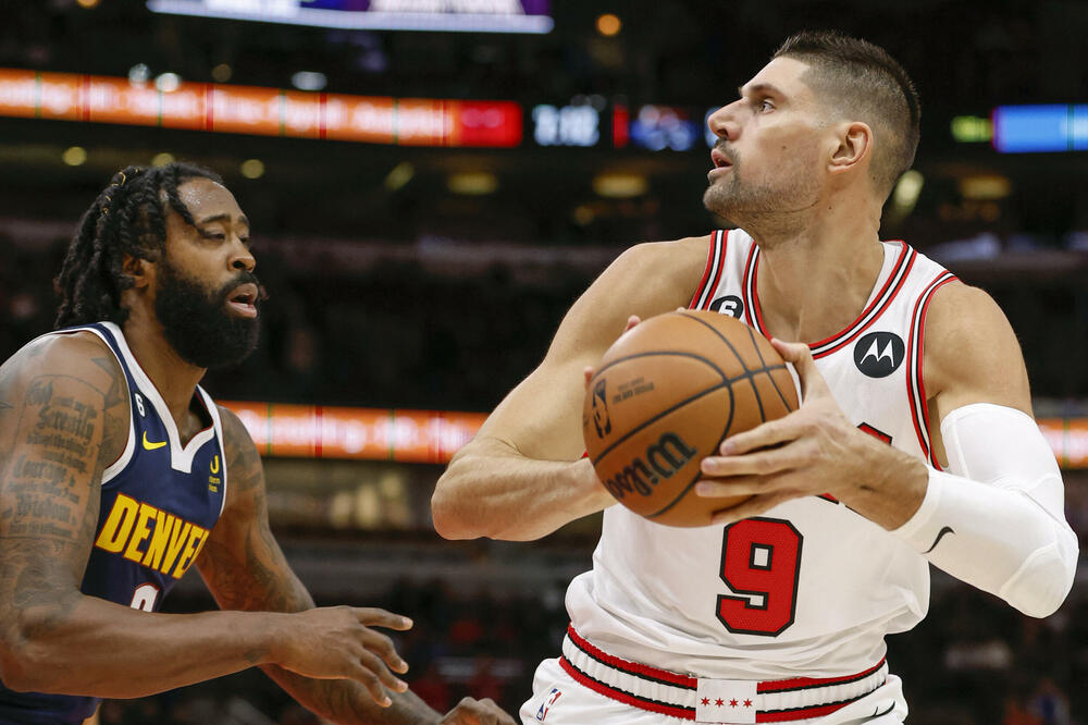 Nikola Vučević na meču sa Denverom, Foto: Reuters