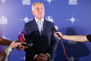 Đukanović: Očekujem da se nakon izbora pojave oni koji će...
