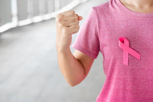 Modom protiv raka dojke