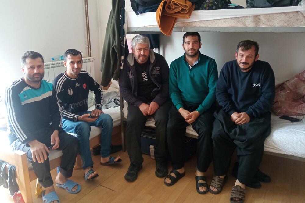 Htjeli da zarade za porodice, Foto: Dragana Šćepanović