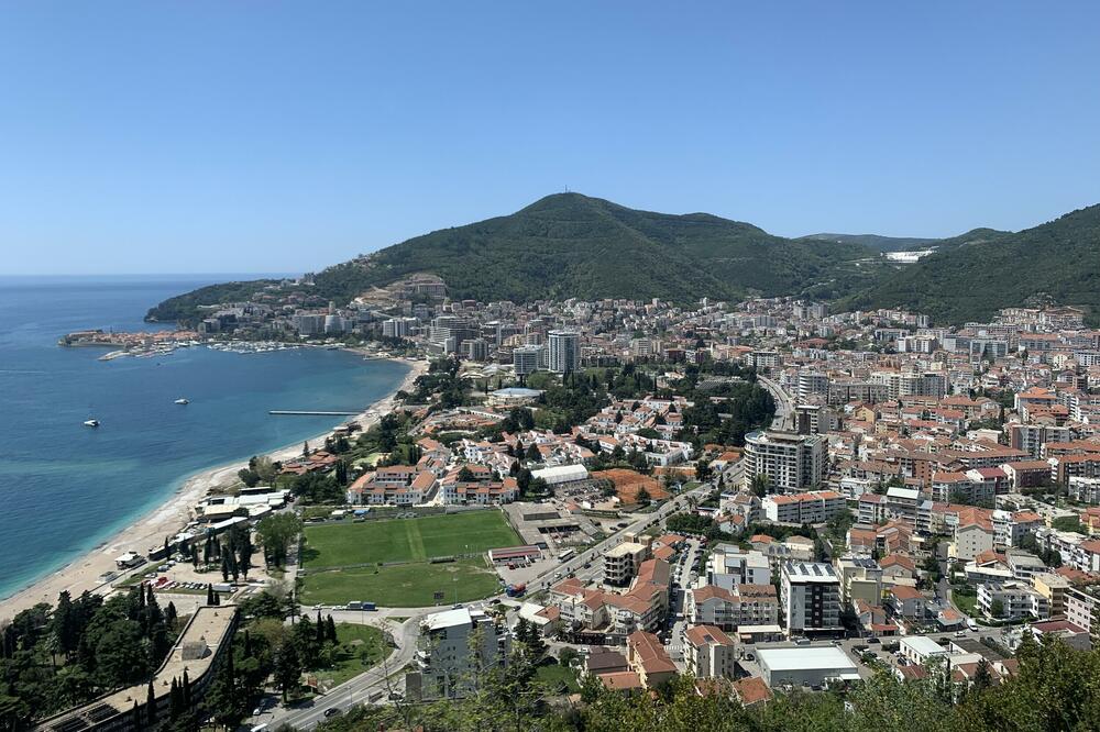 Gradnja uz more bila zabranjena godinu: Panorama Budve, Foto: Vuk Lajović