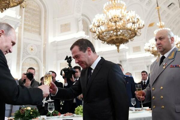 Ruski jastrebovi likuju: Neselektivna raketna paljba širom...