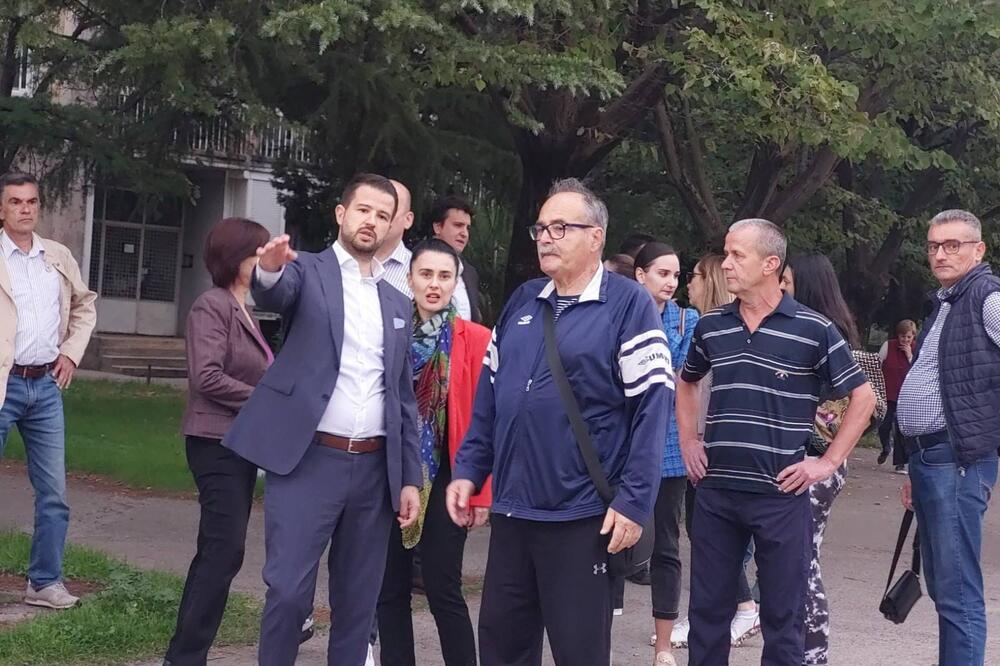 Milatović sa građanima, Foto: Evropa sad