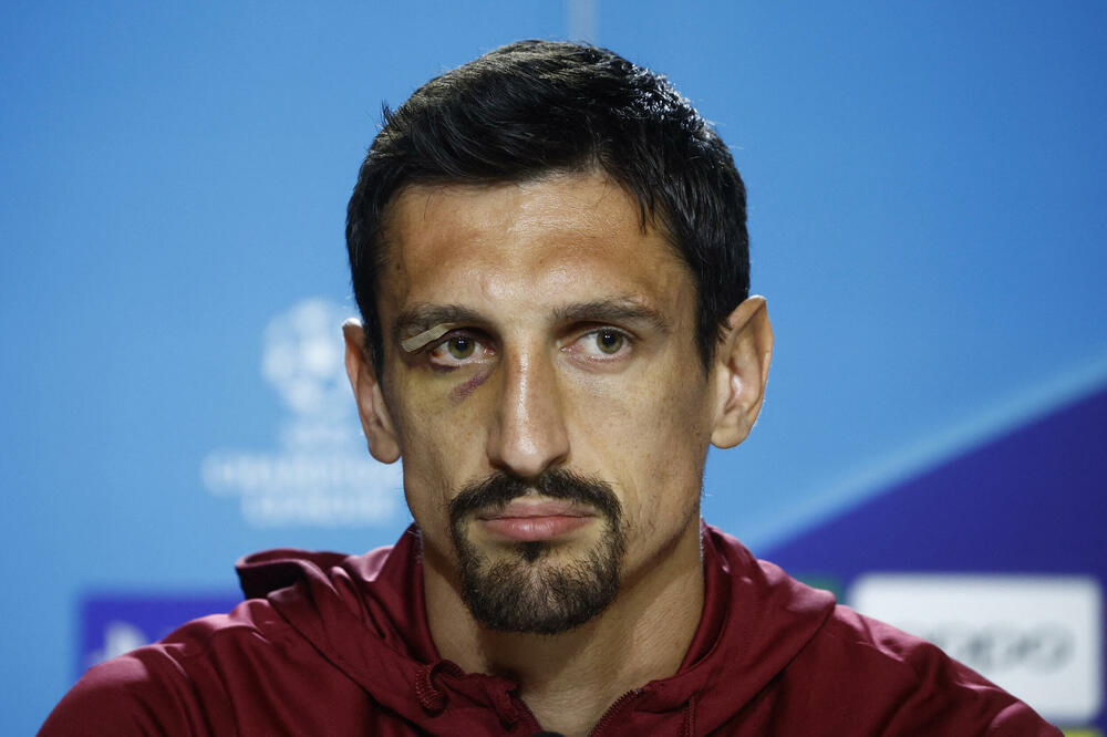 Stefan Savić na jučerašnjoj konferenciji, Foto: Reuters