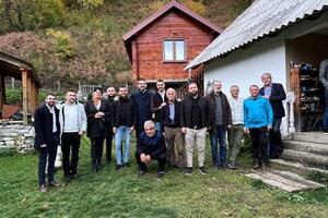 Spajić sa mještanima Lipova i Vranještice o putnoj infrastrukturi...