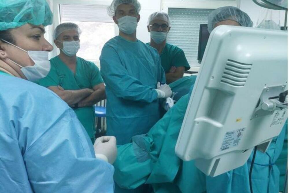 Sa intervencije Holmium laserom, Foto: OB Kotor