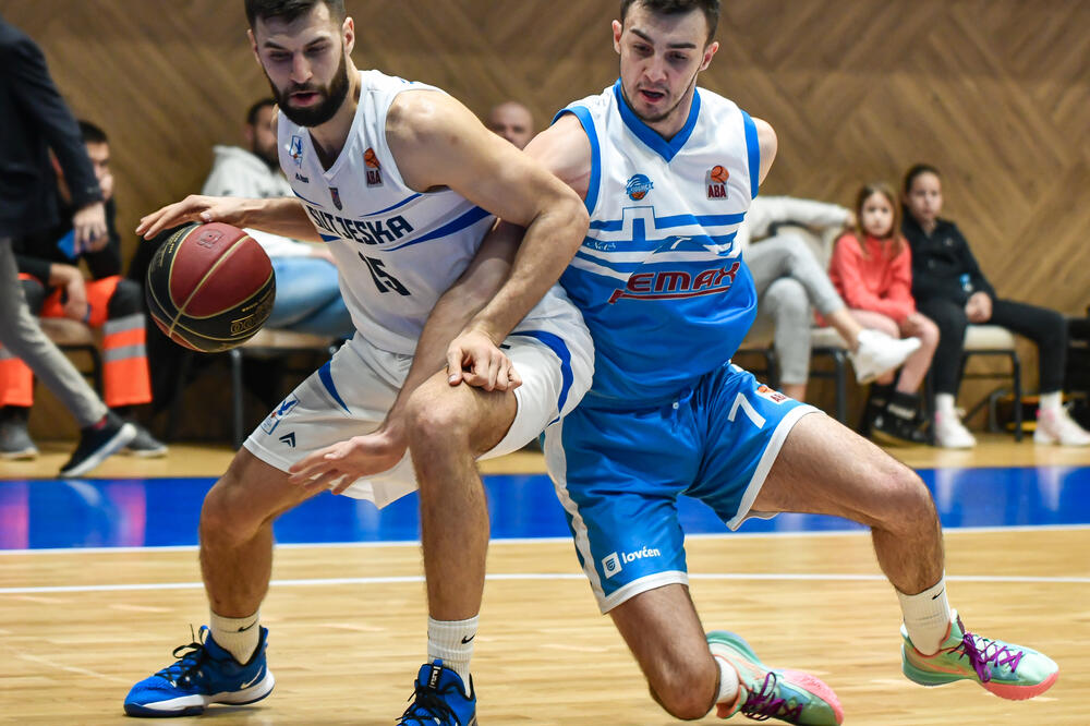 Vladimir Tomašević i Marko Kljajević na prošlogodišnjem meču ABA2 lige, Foto: ABA League j.t.d/Dragana Stjepanović