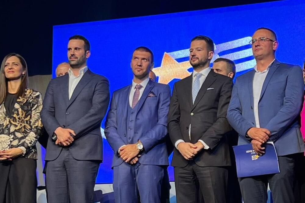 Sa konvencije, Foto: Jadranka Ćetković