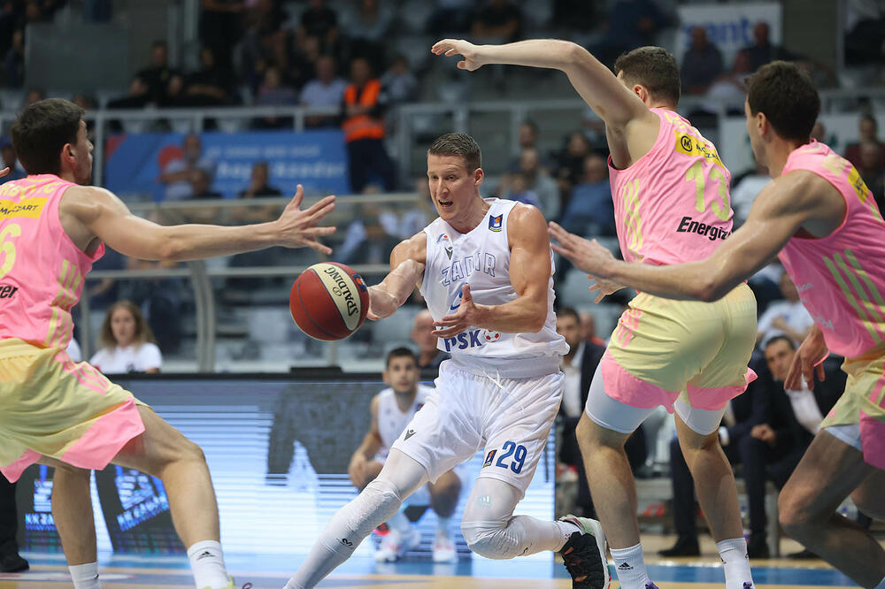 Luka Božić na utakmici sa Megom, Foto: KK Zadar/Zvonko Kucelin