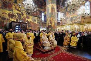 Joanikije: Srpski narod se moli za patrijarha Kirila