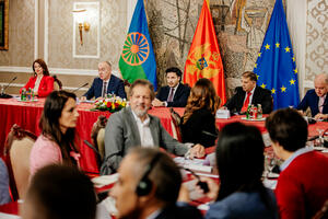 Abazović: Vjerujem da će romska populacija osjetiti boljitak