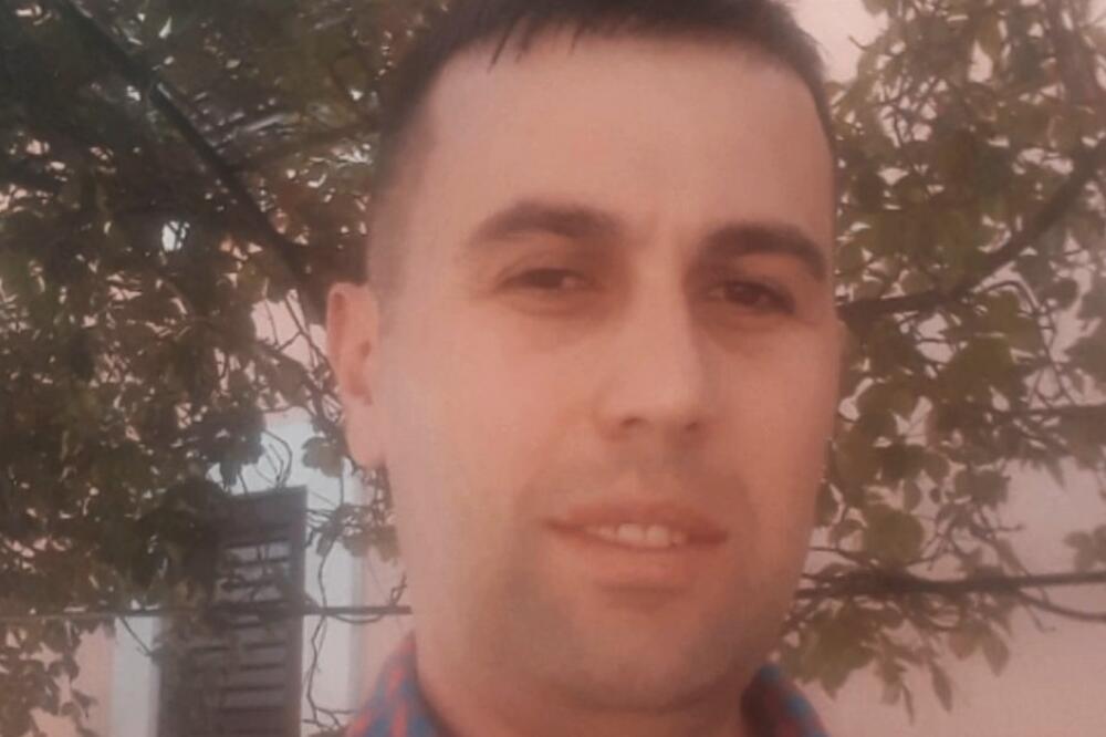 Novica Krsmanović, Foto: Privatna arhiva