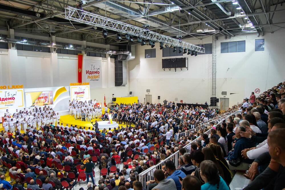 Sa konvencije u Podgorici, Foto: Demokratska Crna Gora