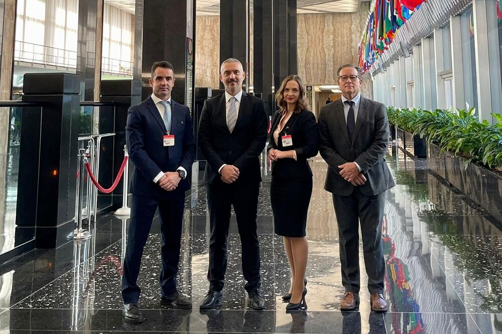 Delegacija, Foto: Uprava policije