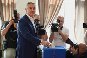 Đukanović: Lokalni izbori da budu početak oporavka funkcionalnosti...