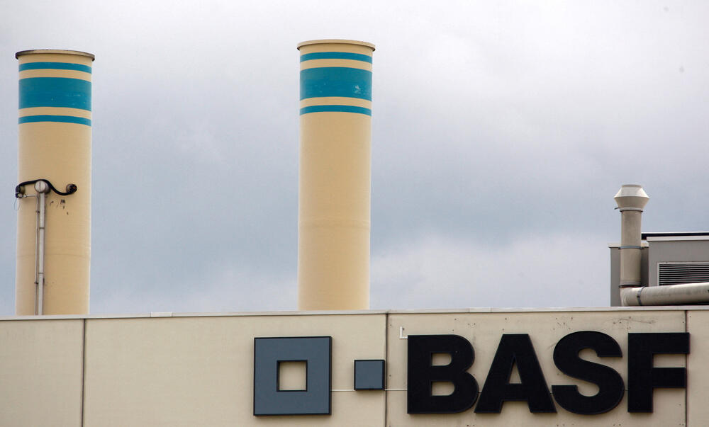 Kompanija BASF je jedan od glavnih snabdjevača proizvođača širom Evrope