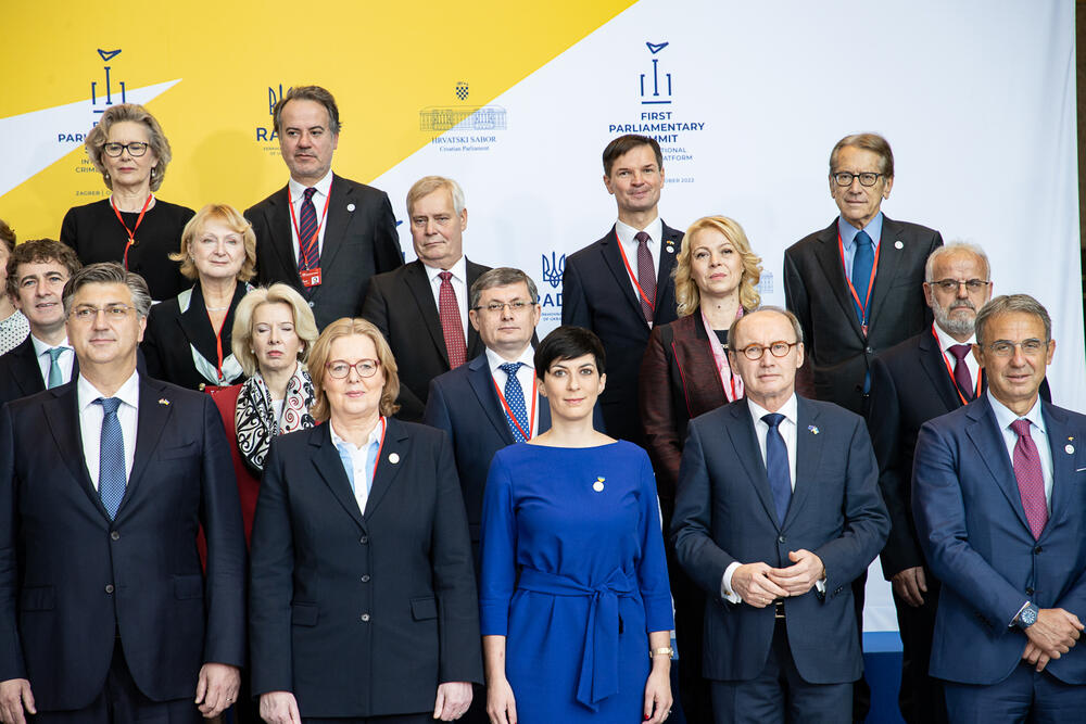 <p>Ona je poručila da će država, u skladu sa svojim skromnim mogućnostima, nastaviti da pruža finansijsku i materijalnu pomoć Ukrajini</p>