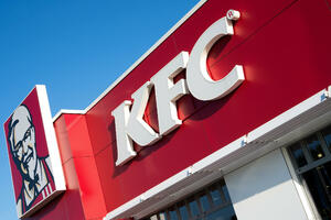 Gigant brze hrane KFC prebacuje rad na lokalnu kompaniju u Rusiji
