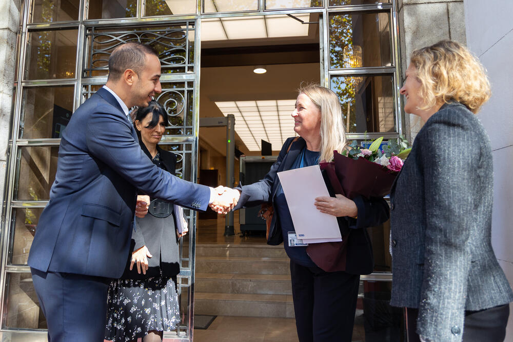 <p>"Sigurni smo da će oprema omogućiti efikasno upravljanje bibliotečkim fondom, u skladu sa savremenim standardima"</p>
