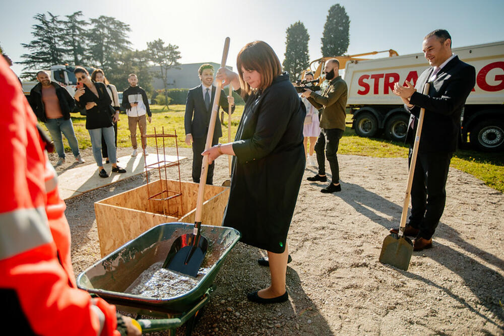 <p>On je kazao da je sadašnja ustanova u kojoj je smještena Klinika za infektivne bolesti slika i prilika decenijskog upravljanja zdravstvenim sistemom</p>