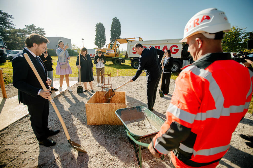 <p>On je kazao da je sadašnja ustanova u kojoj je smještena Klinika za infektivne bolesti slika i prilika decenijskog upravljanja zdravstvenim sistemom</p>