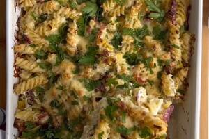 Odlična: Zapečena tjestenina sa slaninom i prazilukom