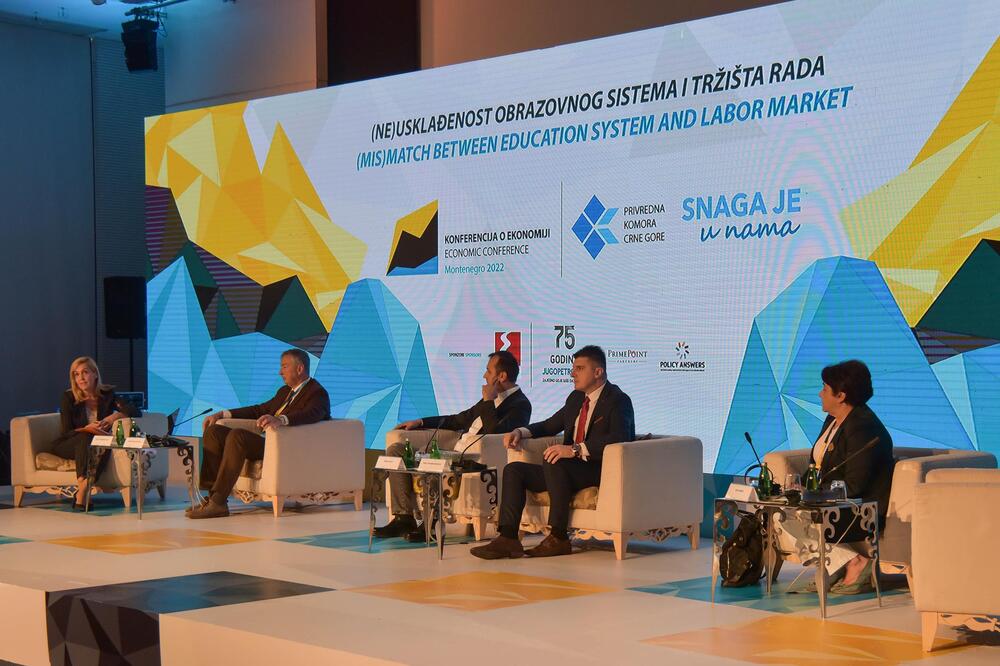 Sa panela, Foto: PKCG