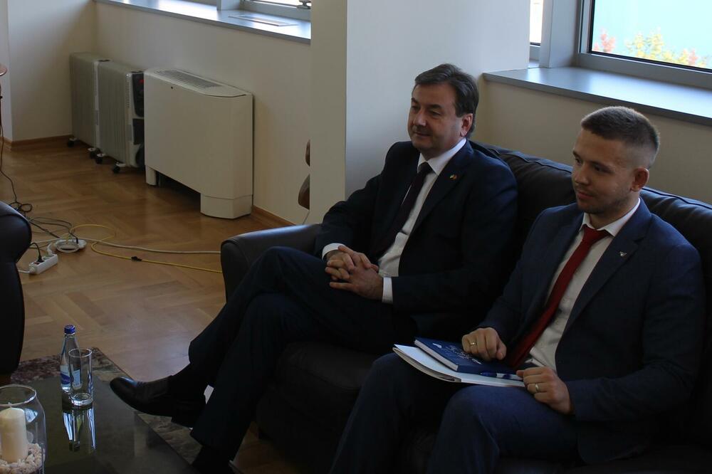 Sa sastanka, Foto: Ministarstvo prosvjete