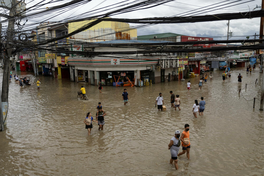Posljedice tropske oluje, Foto: Rojters