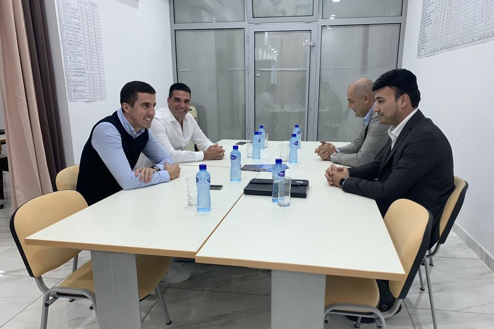 Sa sastanka sa predstavnicima koalicije Demokrate-Demos, Foto: Vuk Lajović