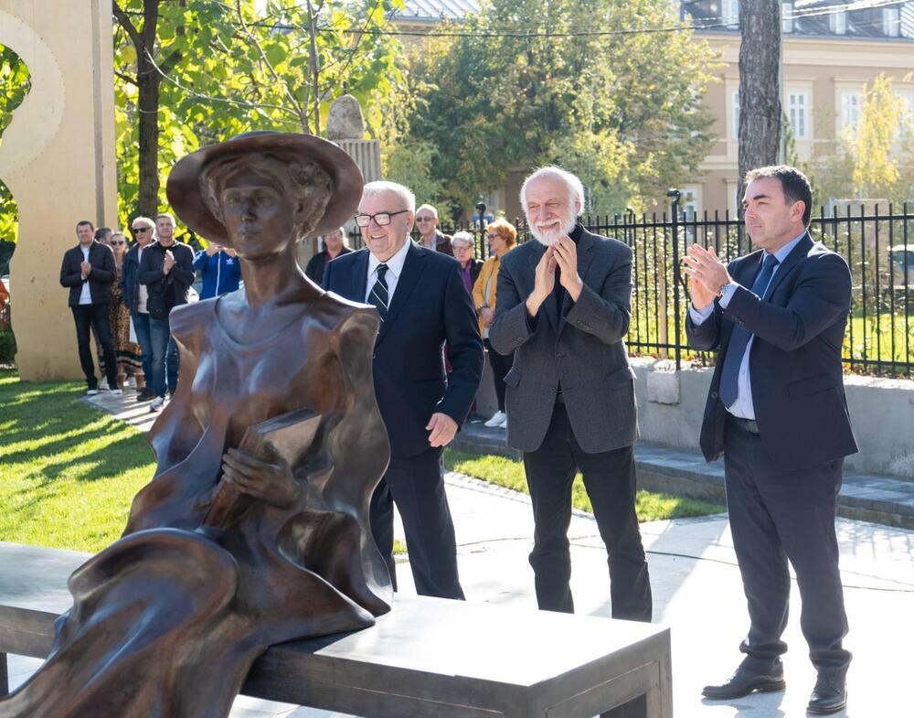 Princeza Ksenija, princeza Ksenija spomenik