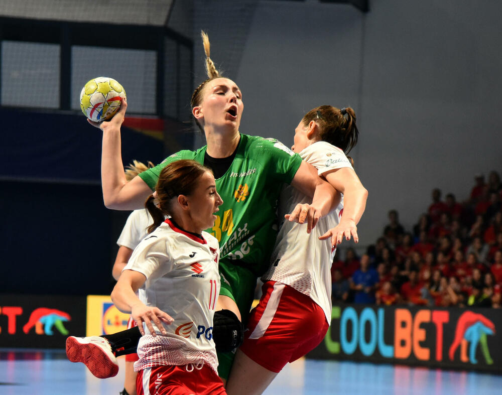 <p>"Lavice" su ostvarile sve tri pobjede u grupi D, za maksimalna četiri boda u drugoj fazi takmičenja, koja se igra u Skoplju</p>