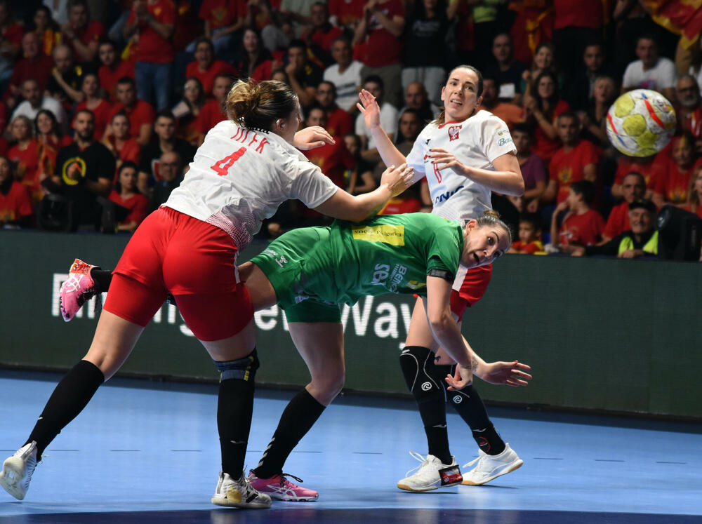 <p>"Lavice" su ostvarile sve tri pobjede u grupi D, za maksimalna četiri boda u drugoj fazi takmičenja, koja se igra u Skoplju</p>