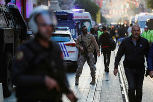 U eksploziji u Istanbulu šest mrtvih, 81 osoba ranjena, bombu...