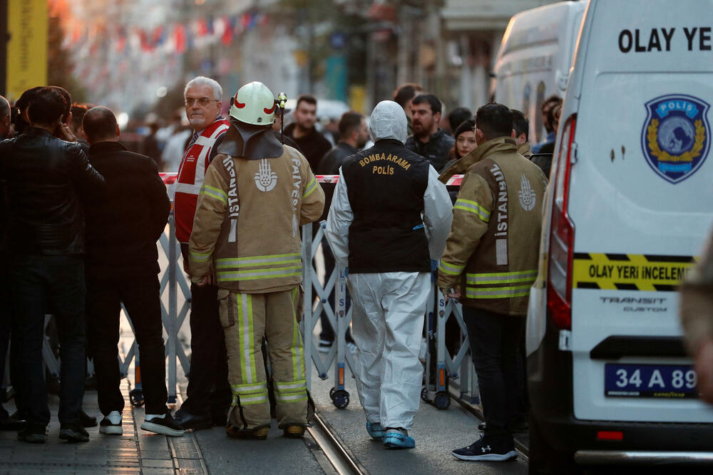 <p>Navodeći bilans žrtava, potpredsjednik Turske Fuat Oktaj je saopštio i da su dvije osobe teško povrijeđene.</p>