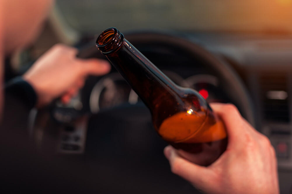 Više od trećine vozača bar jednom u posljednjih 30 dana vozilo nakon konzumiranja alkohola