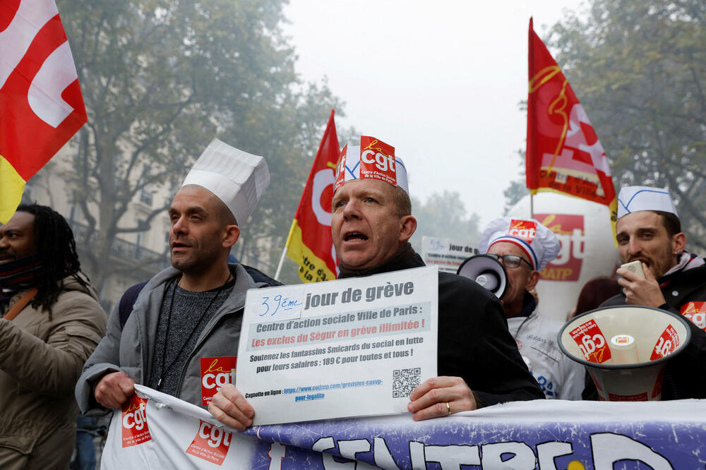 Sa protesta protiv visokih troškova života u Parizu, Foto: Rojters