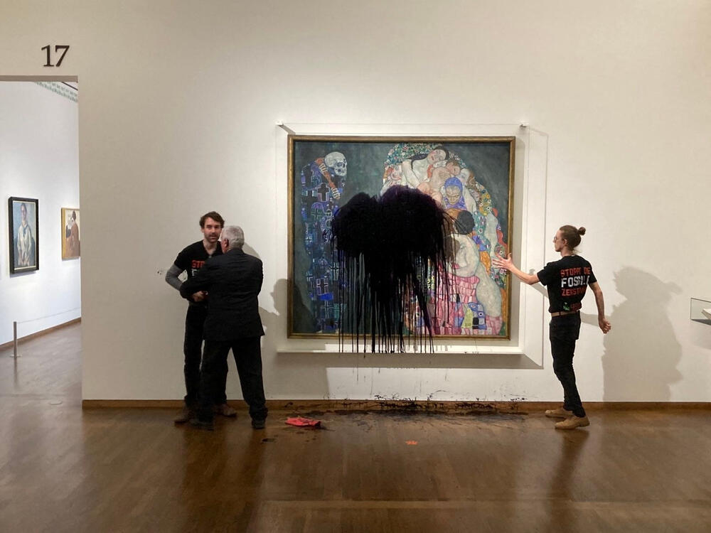 <p>Gotovo 100 velikih muzeja širom svijeta u zajedničkom saopštenju navelo je nedavno da aktivisti koji ciljaju umjetničke radove, "ozbiljno potcjenjuju" štetu koju mogu da izazovu</p>
