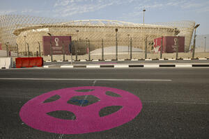 "Ahmad bin Ali": Valovite dine i pustinjska arena