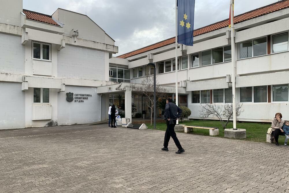 U planu i izmještanje Opštine Budva