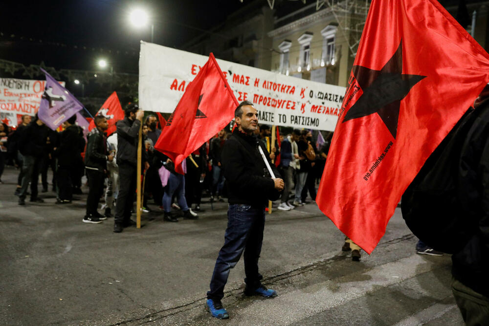<p>„Pobune ne idu u muzeje“, „Otpor fašizmu svuda“ – pisalo je na transparentima demonstranata</p>