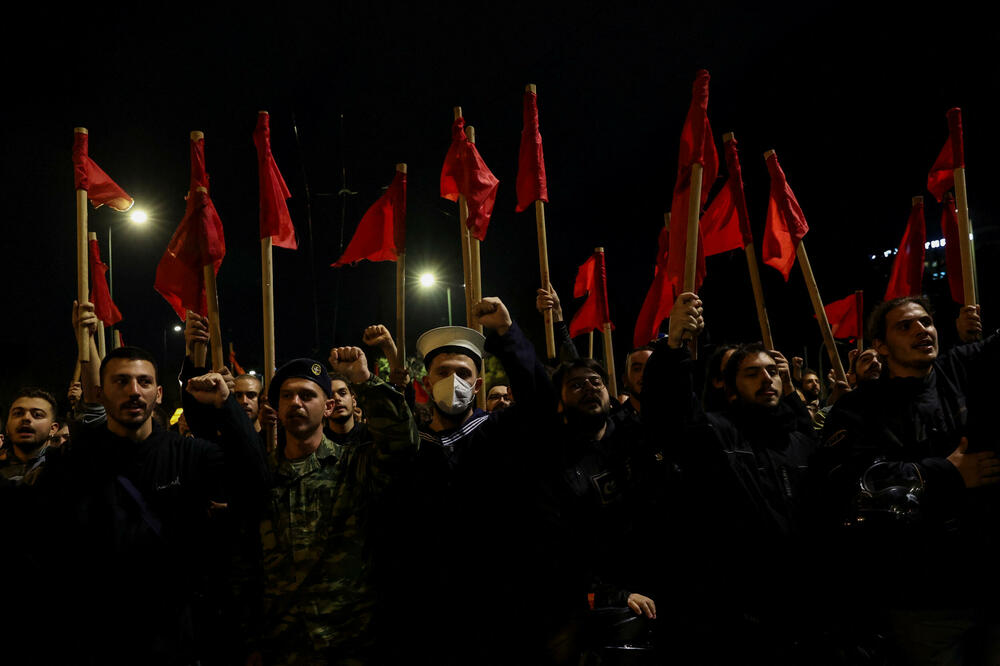 Sa skupa, Foto: Reuters