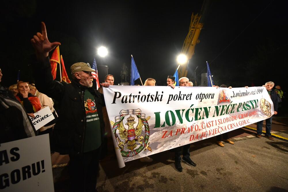 <p>Organizatori ranije poručili da traže povlačenje izmjena Zakona o predsjedniku, dogovor oko izbora sudija Ustavnog suda i održavanje vanrednih parlamentarnih izbora</p>