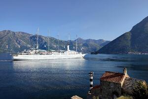 Novi rekord u veličini broda u Luci Kotor