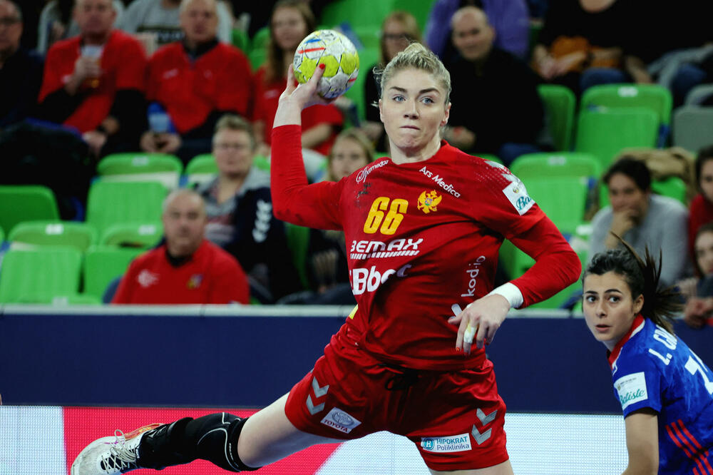 Ema Alivodić na večerašnjoj utakmici, Foto: Reuters/Borut Živulovič