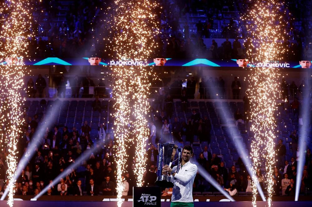Đoković sa trofejom, Foto: Reuters