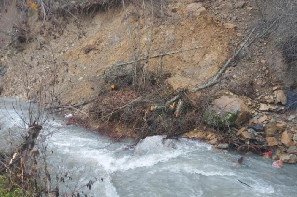 Klizište u Gornjem Pažanju, Foto: Privatna arhiva