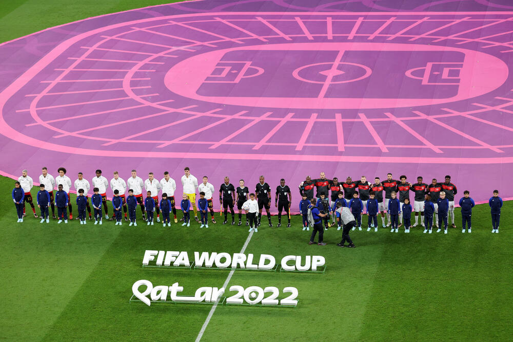 <p>Zahuktava se Svjetsko prvenstvo - navijači su, naravno, u centru pažnje, jedni slave, drugi tuguju, ali mundijalska žurka traje</p>