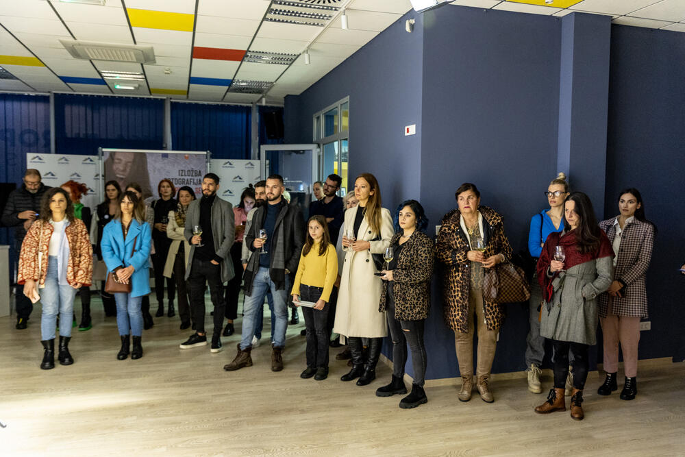 <p>"Fotografije treba jasno da poruče da ne želimo da ijedna žena više pati, ima modrice ili bude ubijena", kazala je autorka Nada Vojinović</p>